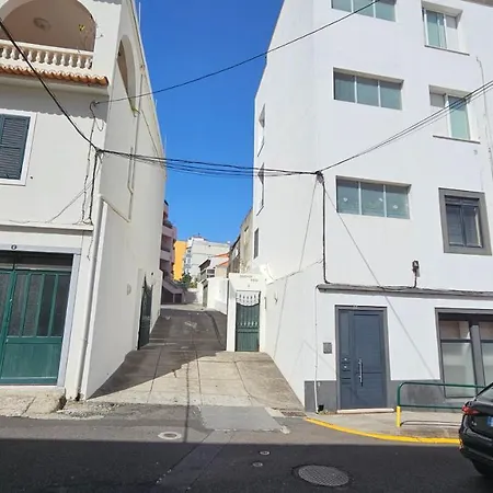 Garden And Seaview - Free Parking Apartmán *