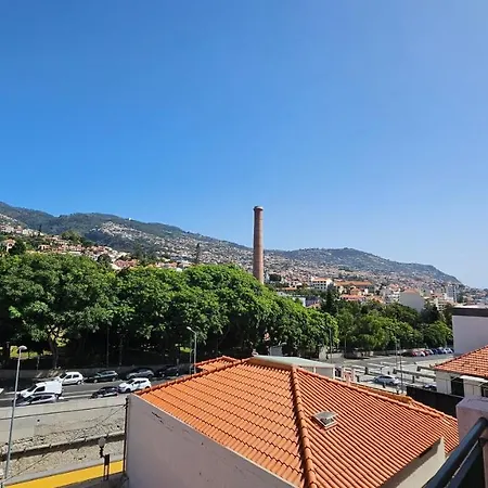 Garden And Seaview - Free Parking Фуншал