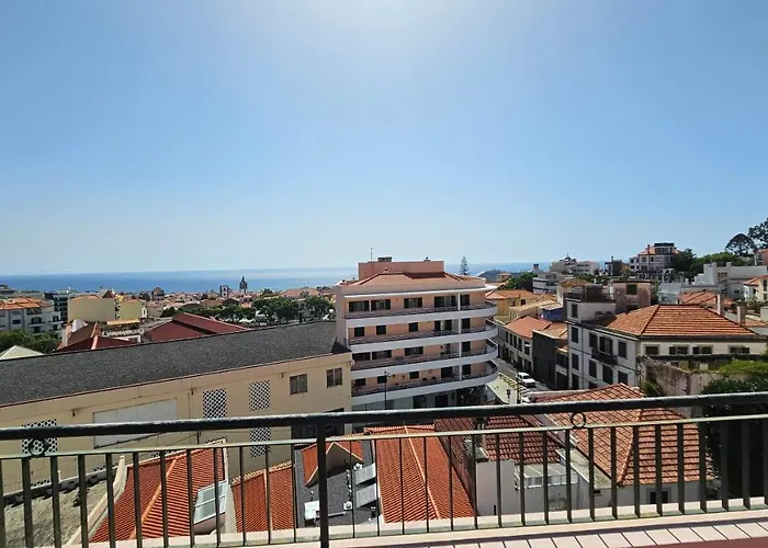 Garden And Seaview - Free Parking Funchal