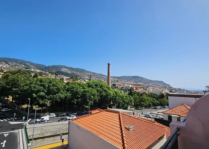 Garden And Seaview - Free Parking Funchal